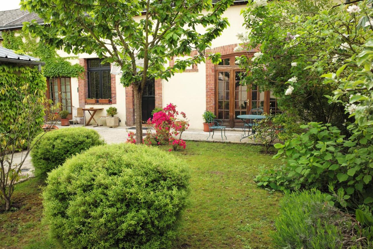 Les Crepinieres Bed and Breakfast Chartres Buitenkant foto